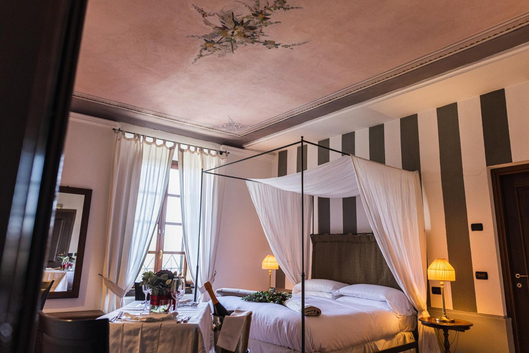 Al Castello Resort Sillavengo Екстериор снимка